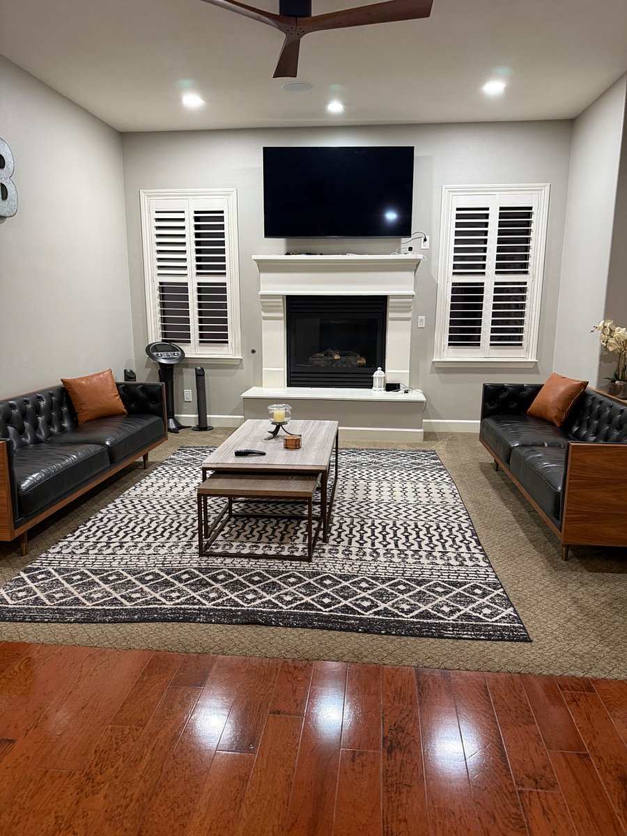 Second Living Room (Full access)