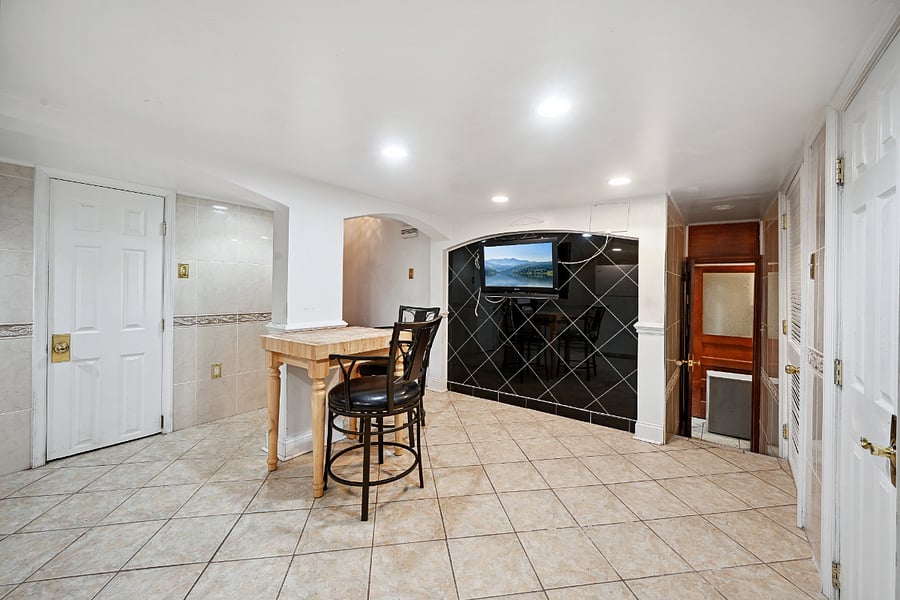 Furnished Finder property 975282_1 photo 23