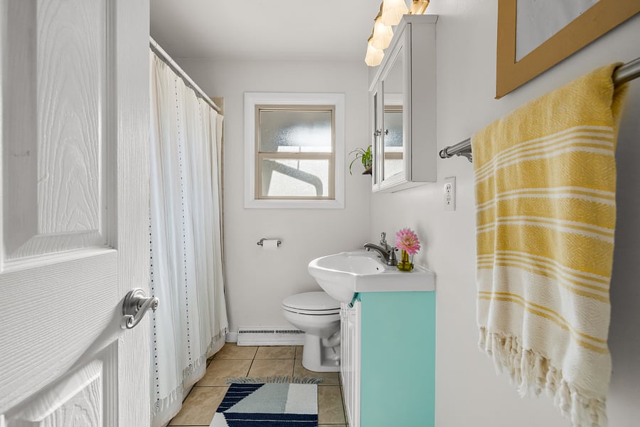 full bathroom