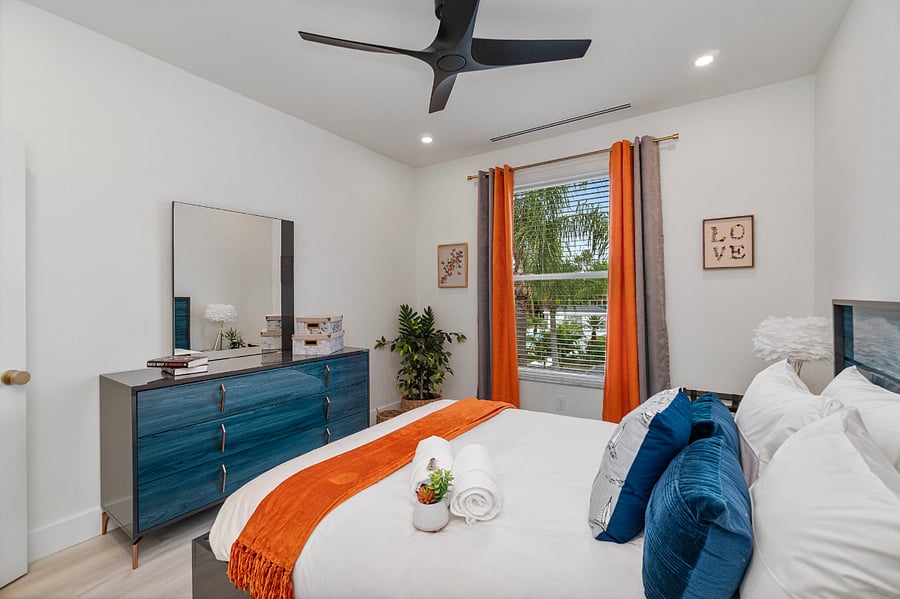 Queen Bedroom 3