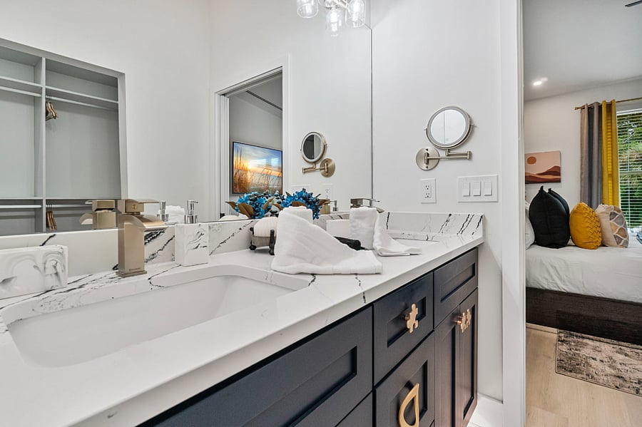 Master Vanity
