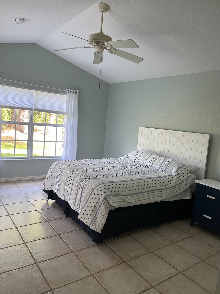 Queen Bed