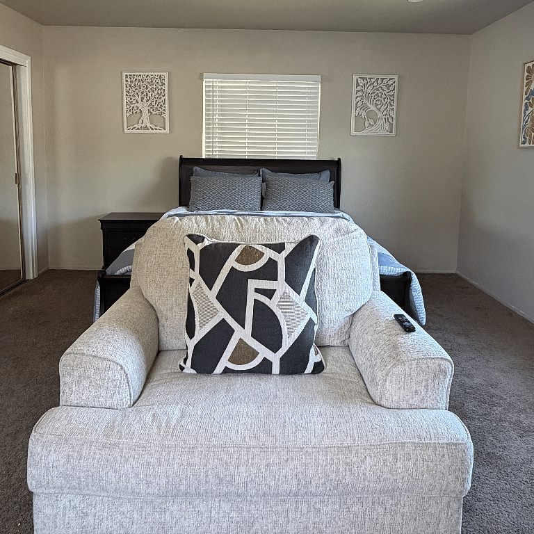 Furnished Finder property 975451_1 photo 12