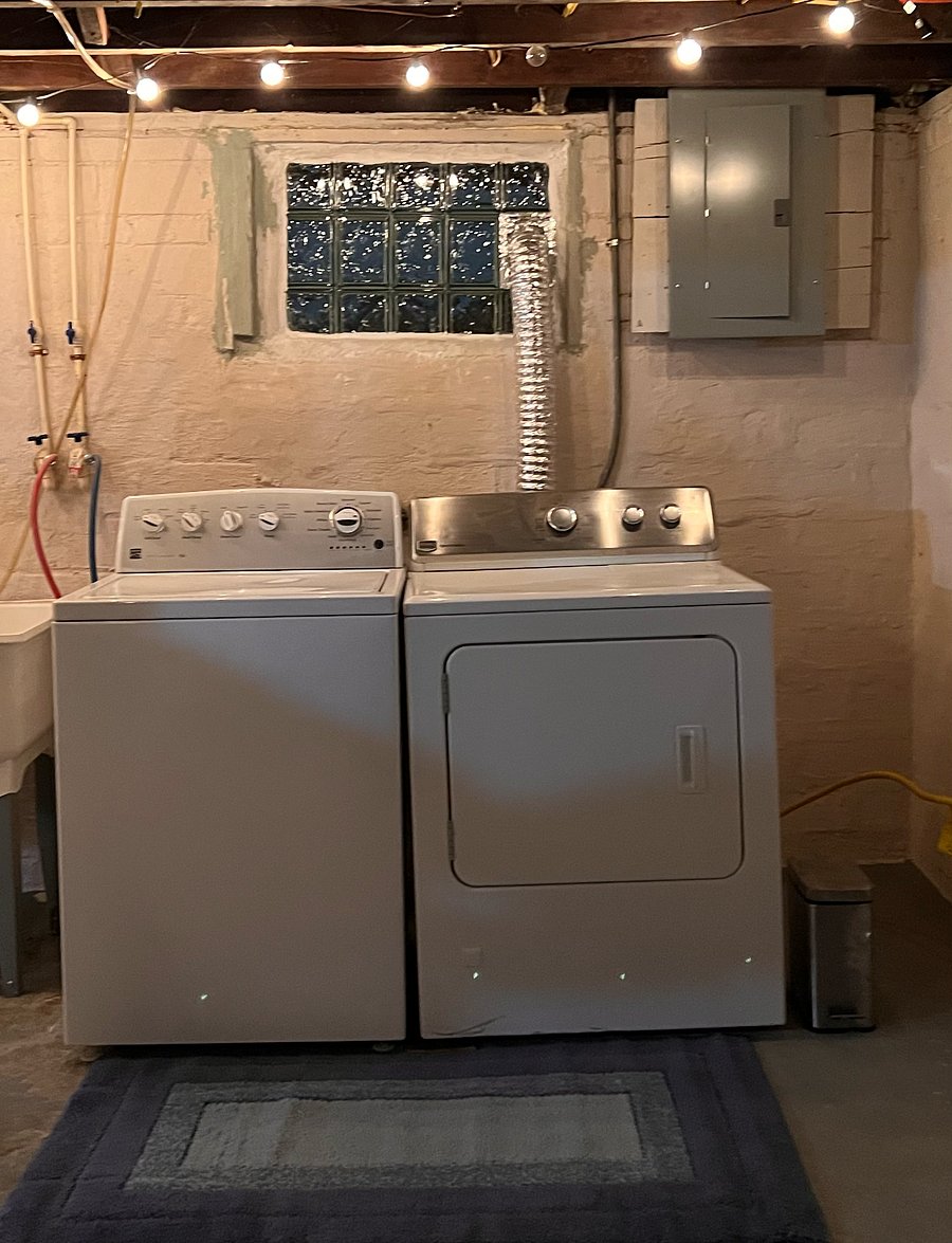 Washer/Dryer, Picture One