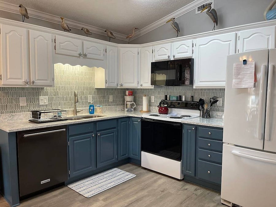 Front Unit Kitchen