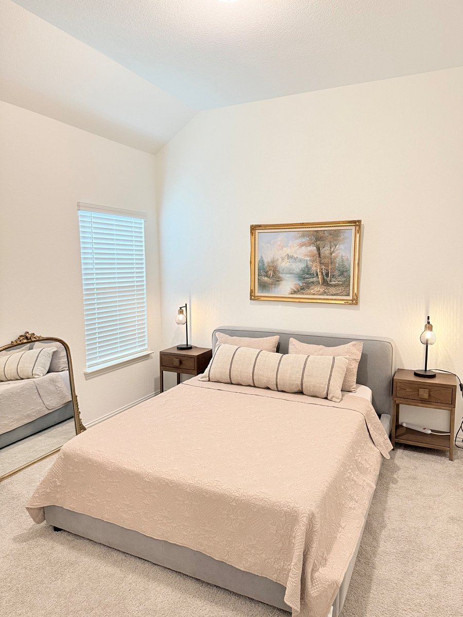 Guest room 2 queen bed