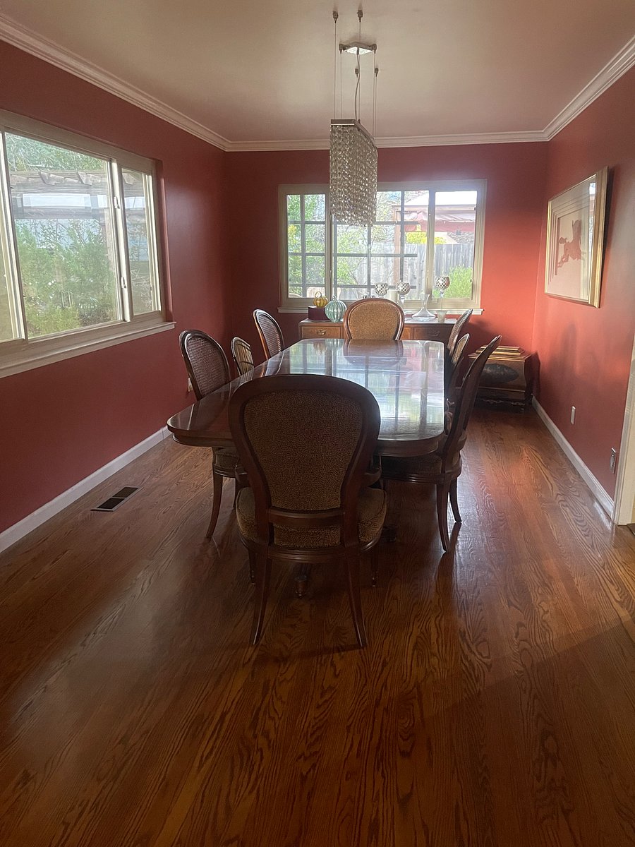 Dinning room.