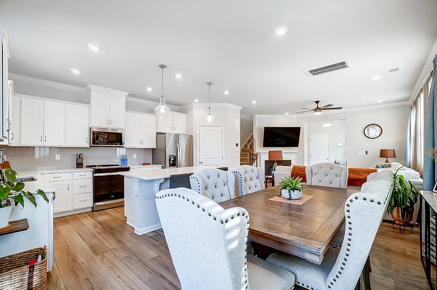Open dining room, kitchen and living room,