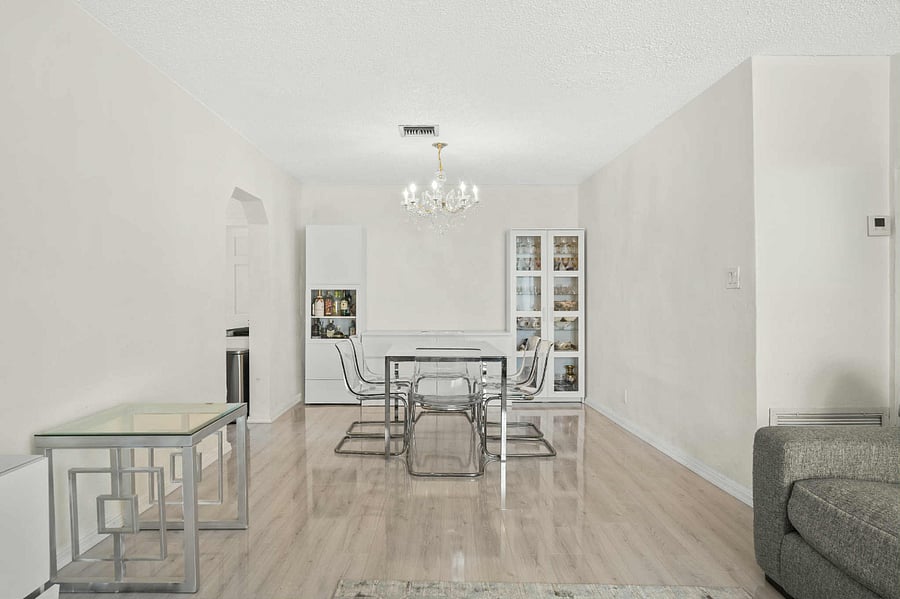 Furnished Finder property 975602_1 photo 7