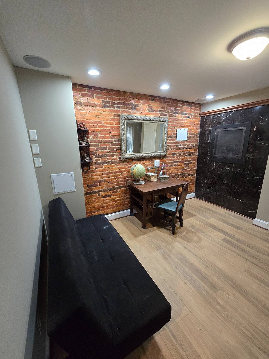 Private sitting room