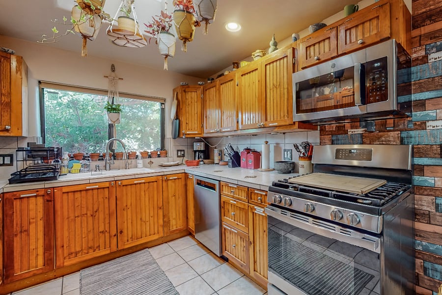 Full kitchen, adjacent to your room 
