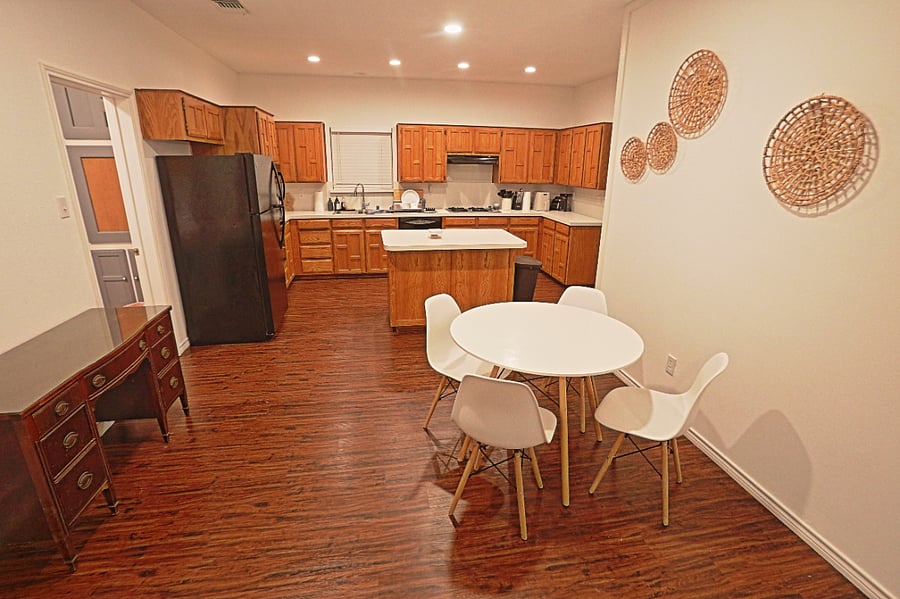 Furnished Finder property 975675_1 photo 9
