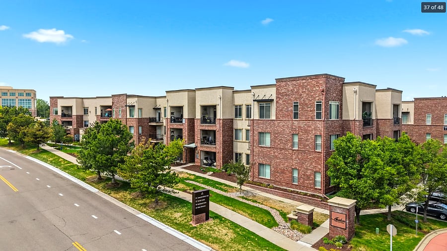 Avalon at Inverness Condos