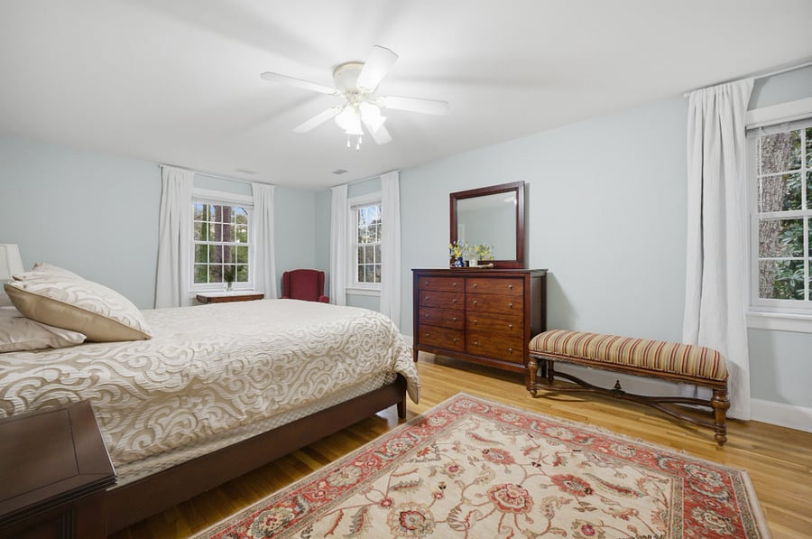 Main bedroom upstairs king bed, half bath
