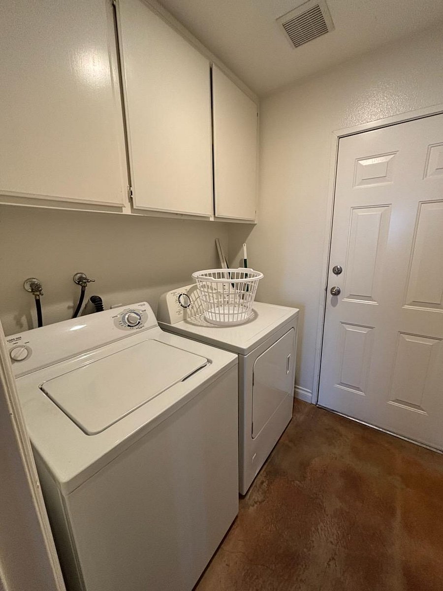 Furnished Finder property 975736_1 photo 15