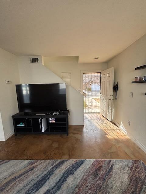 Furnished Finder property 975736_1 photo 4
