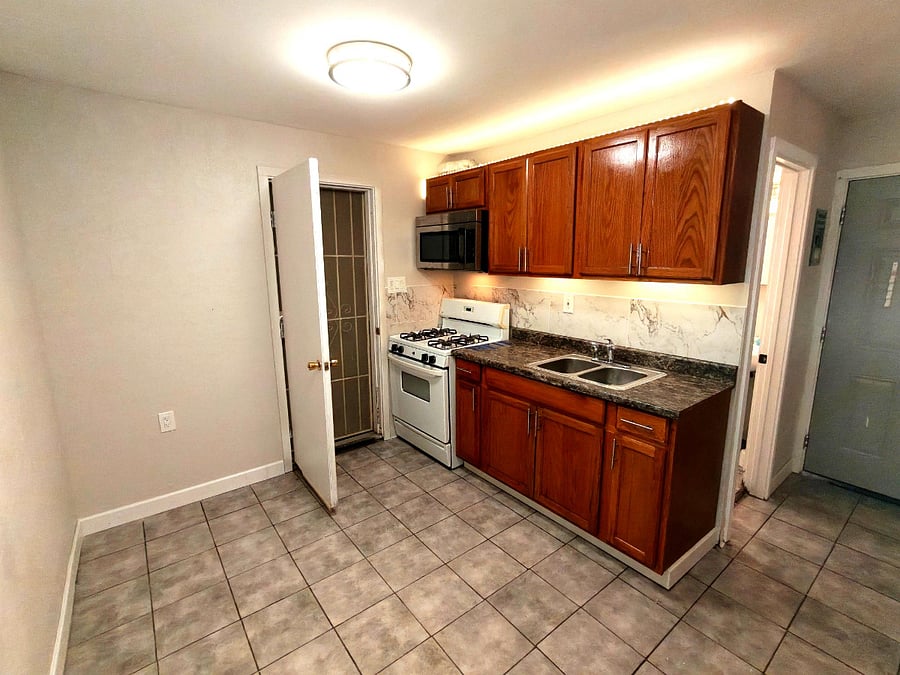 Furnished Finder property 975737_1 photo 5