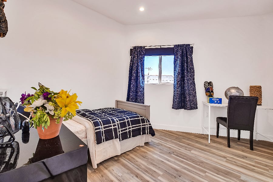 Wake up refreshed and ready for the day after a peaceful night in our cozy twin bed