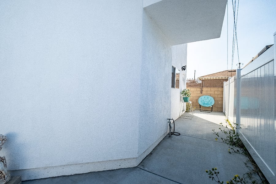 Follow the path to your perfect getaway. Take a stroll down my spacious outdoor walkway and take in the fresh air before even stepping through the front door