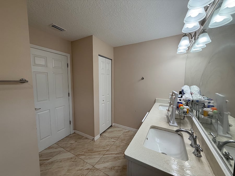 Furnished Finder property 975794_1 photo 24