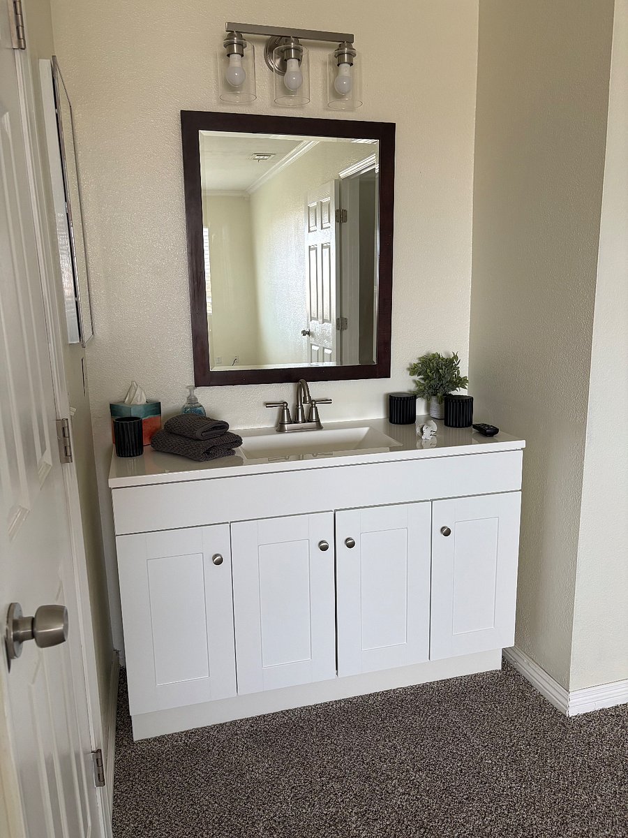 Alternate view of the Master Bedroom vanity sink.