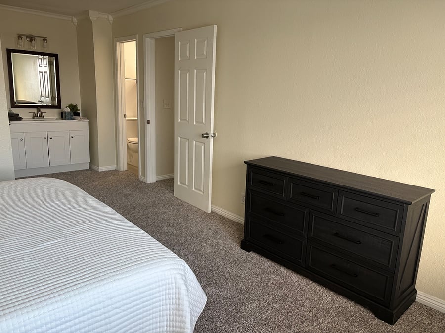 Master bedroom, additional storage/dresser