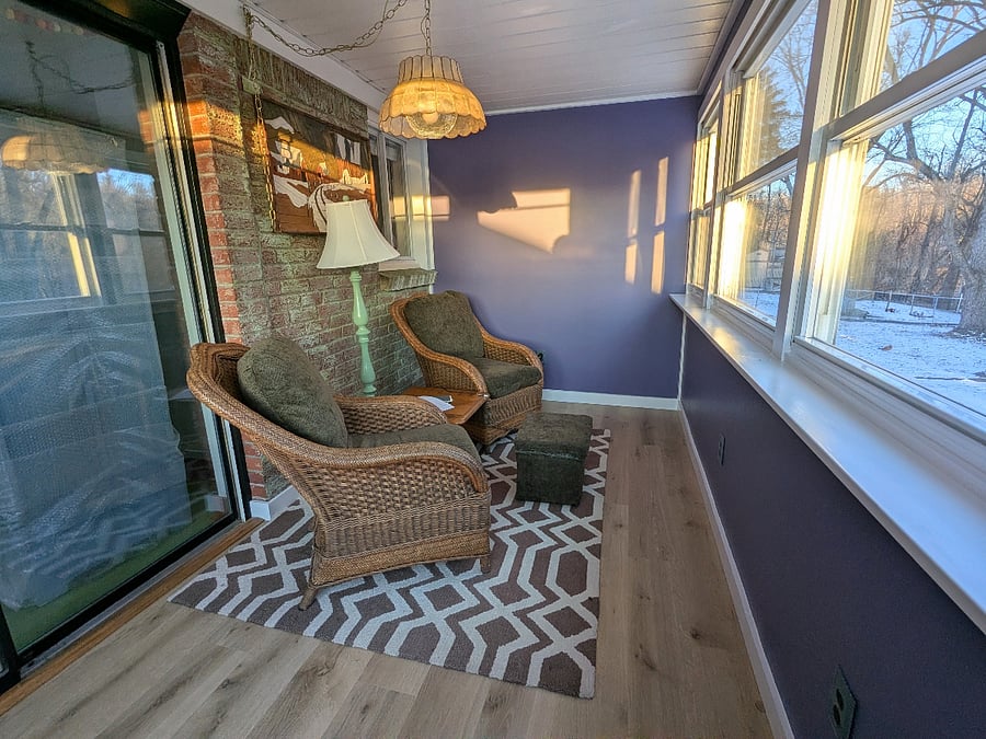 enclosed porch off dining room
