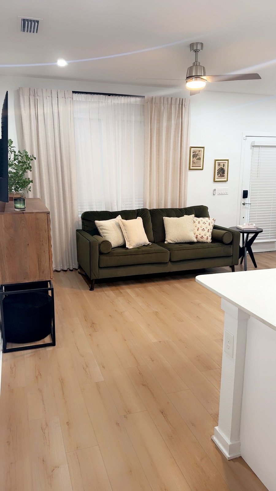 Furnished Finder property 975869_1 photo 3