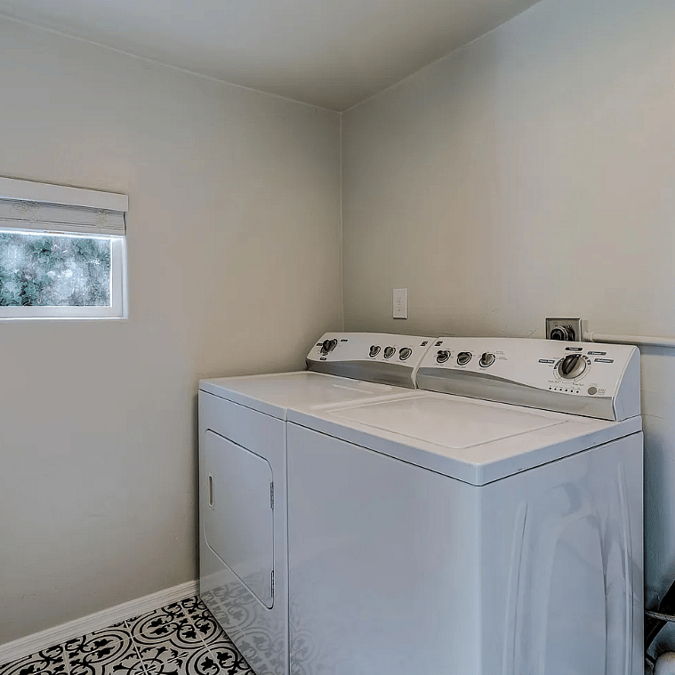 Laundry room includes complimentary detergent