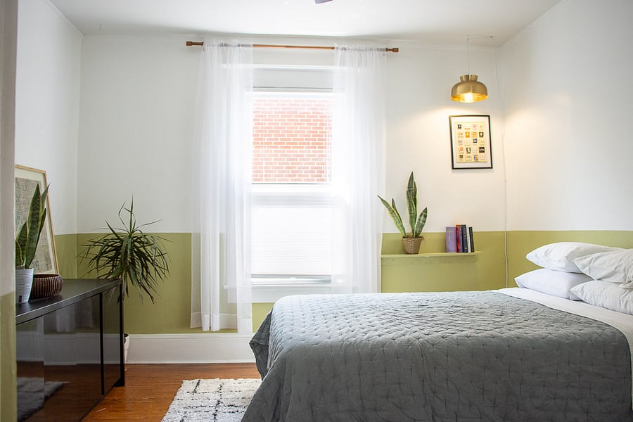 Middle Bedroom