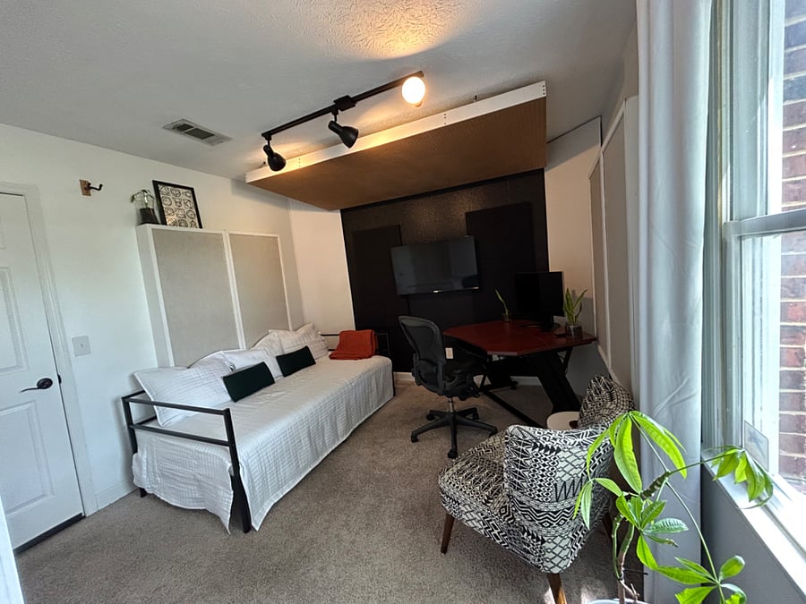 Bedroom #2 - Guestroom/Office Layout Option