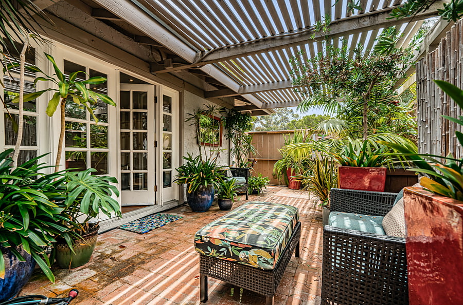 Beautiful private outdoor patio, plants maintained by gardener monthly.