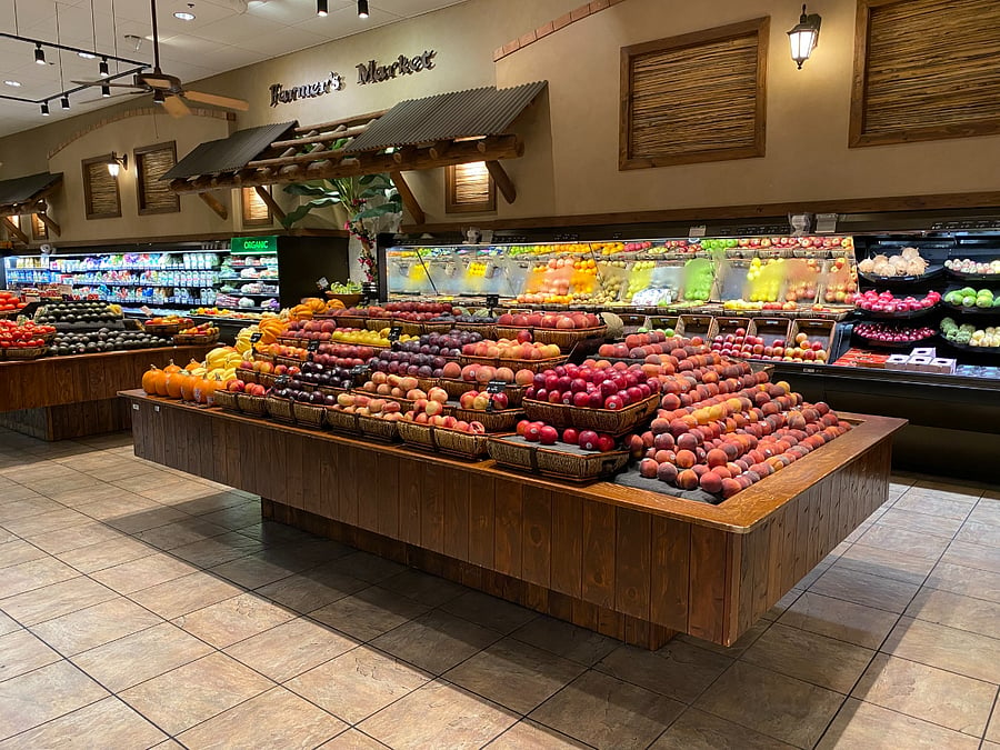 Just a 5-minute walk from the condo, AJs Fine Foods at La Encantada is your go-to for fresh produce and gourmet groceries.