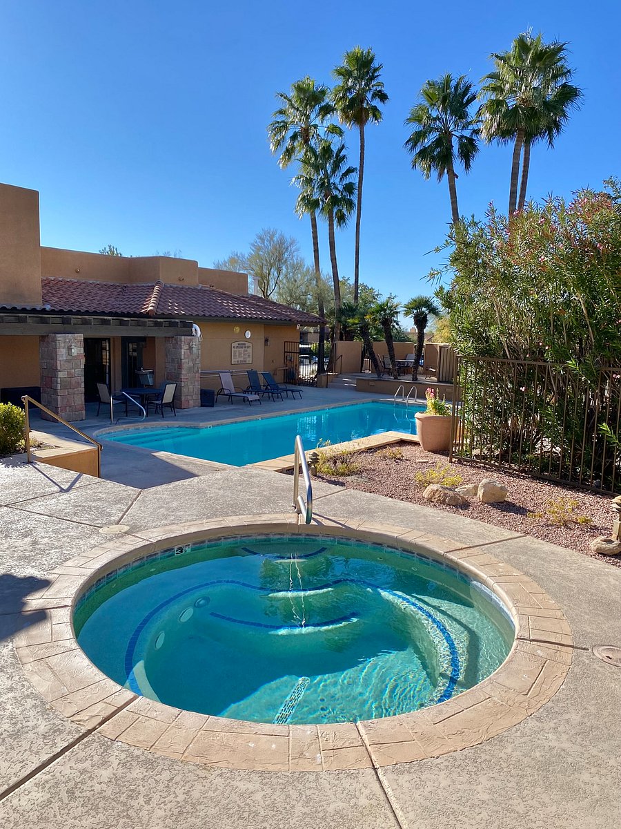 Spend sunny afternoons in a resort-style setting. Cool off in the pool, soak in the hot tub, or simply lounge beneath swaying palm trees.