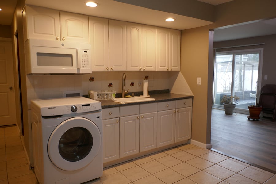 Full Kitchen with all new appliances!