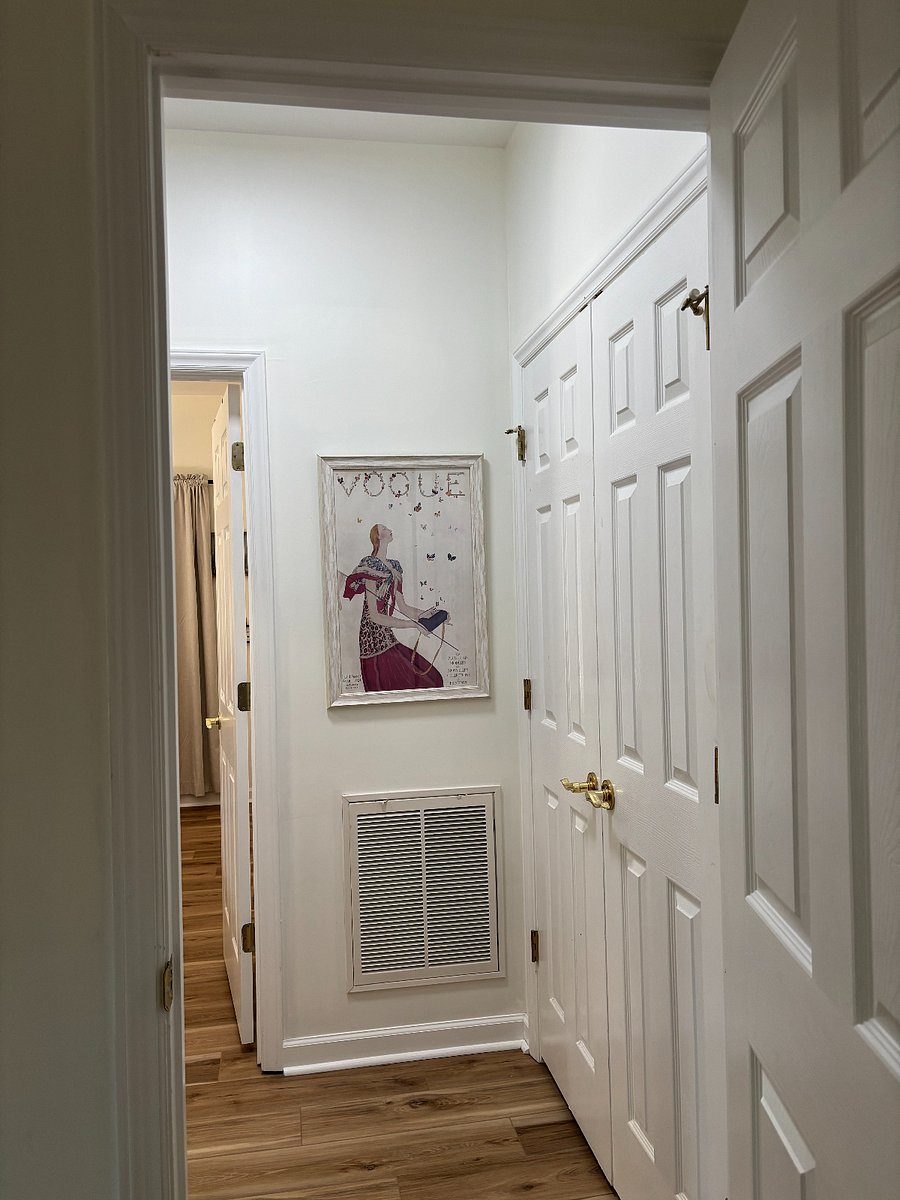 Your private vestibule has doors, for privacy and sound dampening, that connect to the hallway. 
