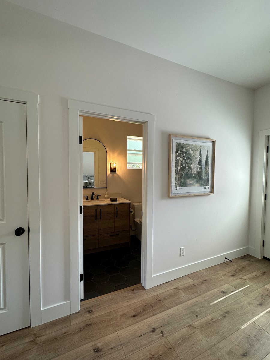 Entrance to bathroom