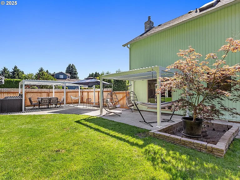 Dining Set and Pergola's included, Egg chairs and BBQ's not included.