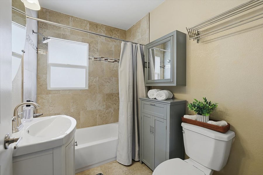Furnished Finder property 976416_1 photo 8