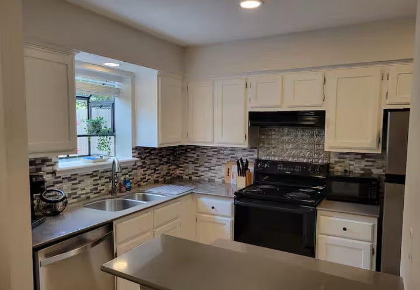 Furnished Finder property 976447_1 photo 7