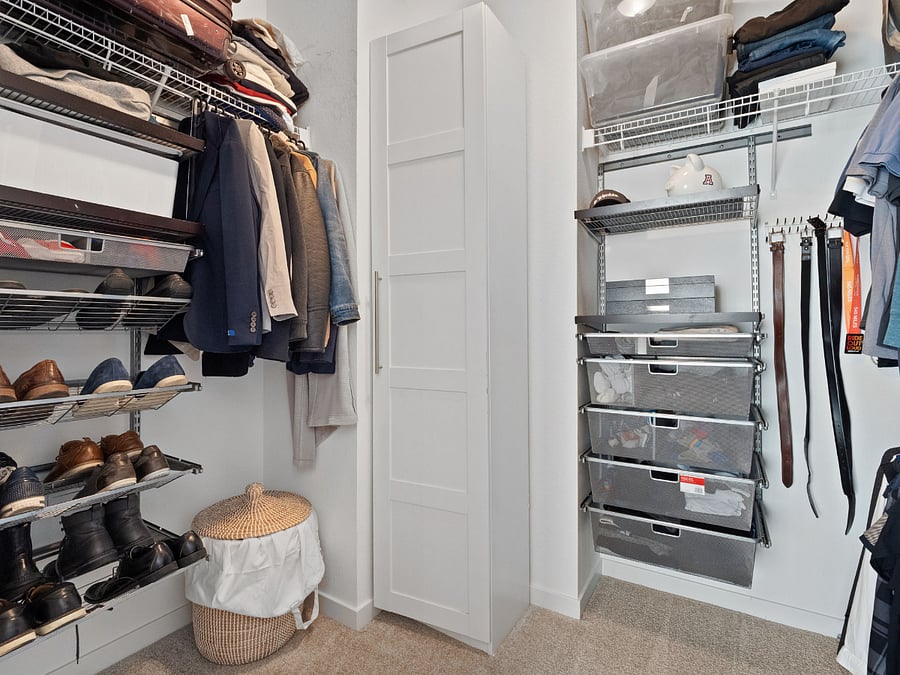 Primary Suite Walk-in Closet