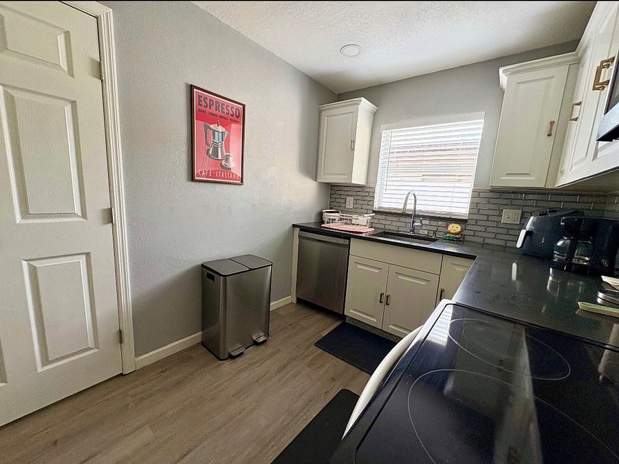 Furnished Finder property 976504_1 photo 7