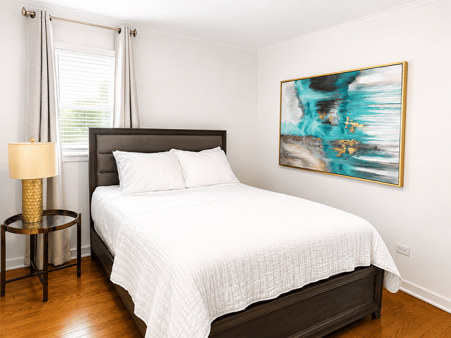 Double bedroom with natural light.