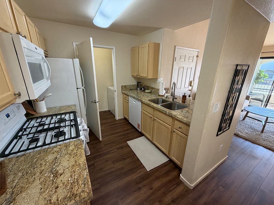 Furnished Finder property 976511_1 photo 8