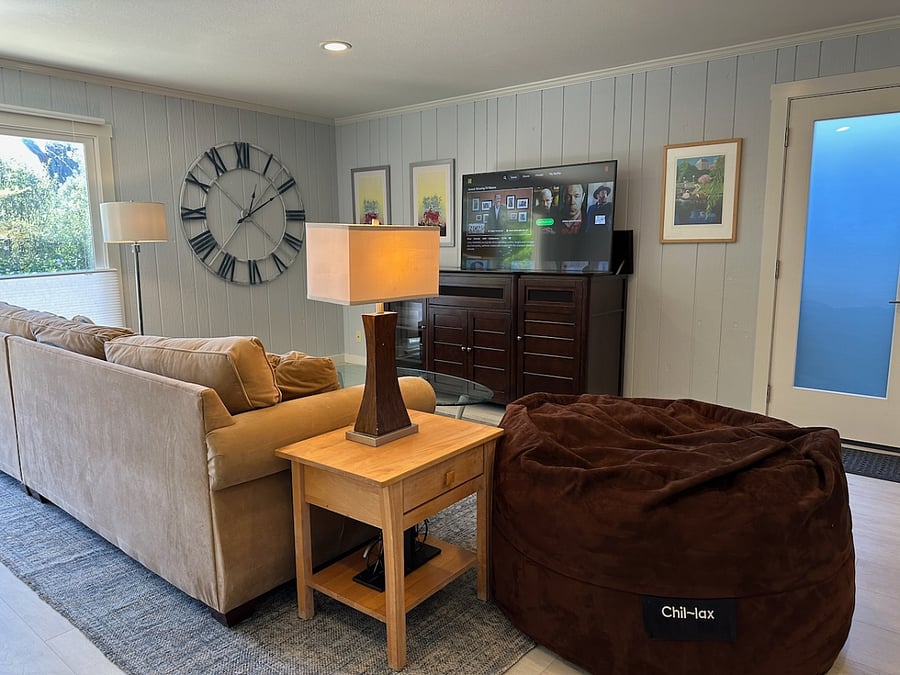 Hideaway TV console includes a 58" Samsung 4K Smart TV with high end audio, can be fully retracted and out of sight.
