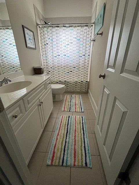 2nd floor shared bath room