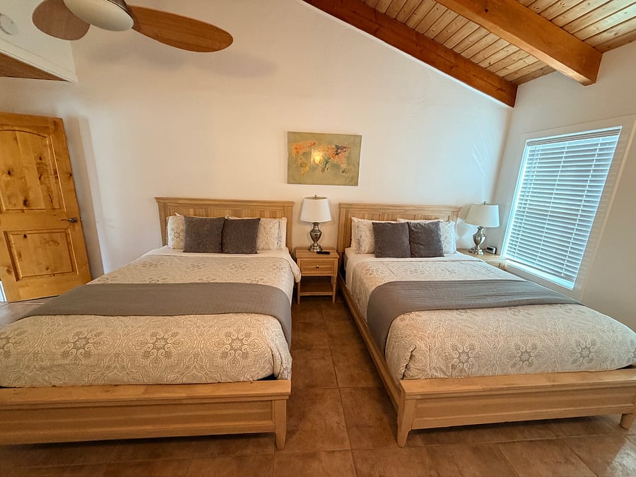Two queen beds and a private en-suite bathroomcomfortable and convenient for guests of all ages.