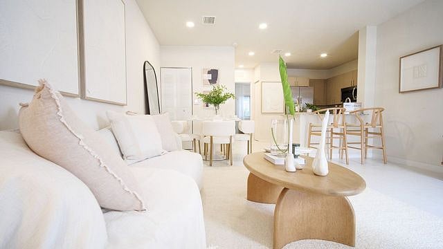Furnished Finder property 976729_1 photo 8