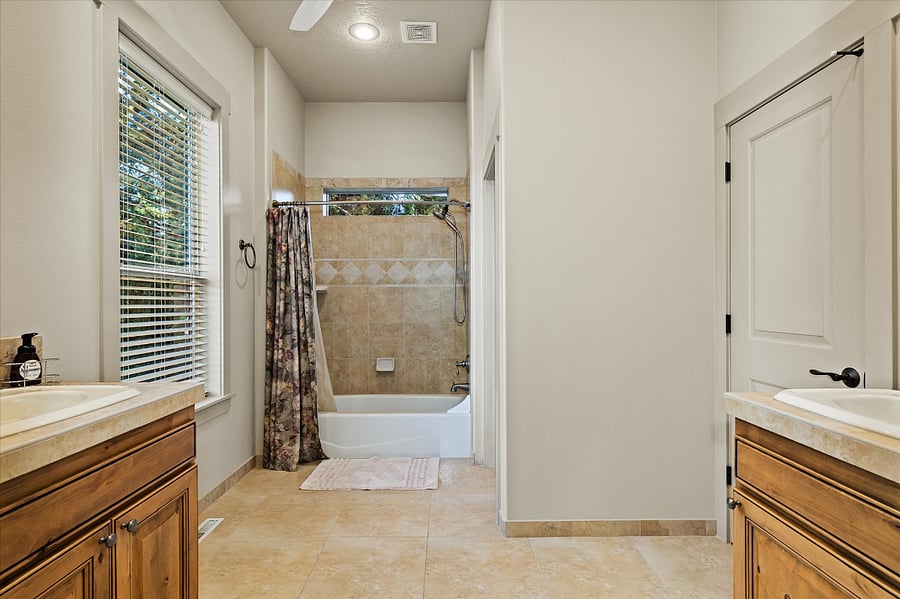 Furnished Finder property 976734_1 photo 32