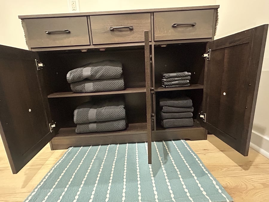 Towels and washcloths for guests to enjoy
